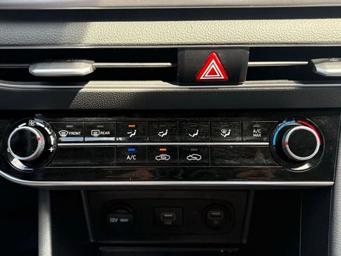 Used 2021 Hyundai Sonata SE w/ Preferred Accessory Package image 21