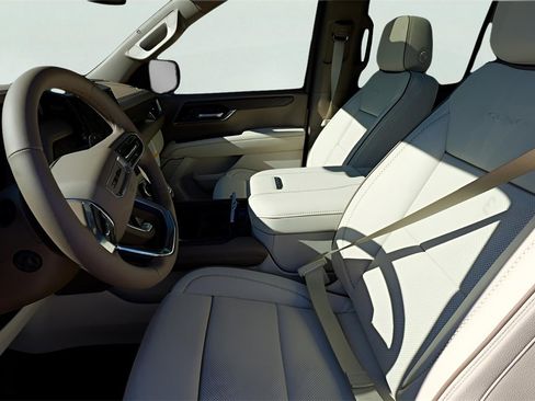 New 2026 GMC Yukon Denali w/ Sun & Power Step Package image 9