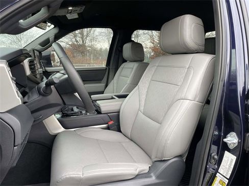 Used 2025 Toyota Tundra Limited image 20