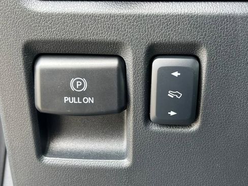 New 2025 Ford F150 Lightning Lariat image 25