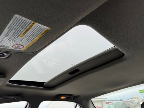 Used 2002 Buick Regal GS image 7