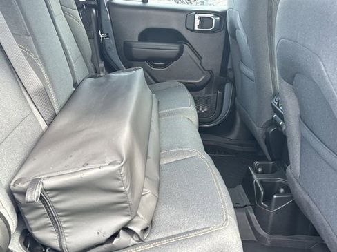 New 2026 Jeep Gladiator Sport image 15