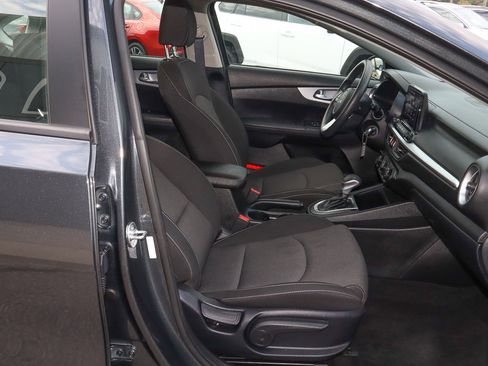 Used 2024 Kia Forte LXS image 22