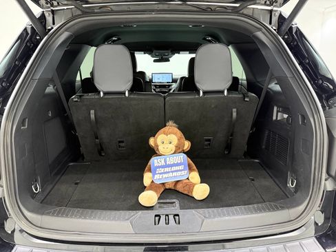 Used 2025 Ford Explorer ST-Line AWD/4WD image 9