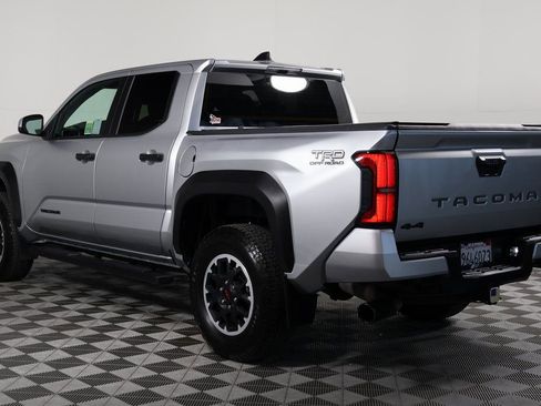 Used 2024 Toyota Tacoma TRD Off-Road image 6