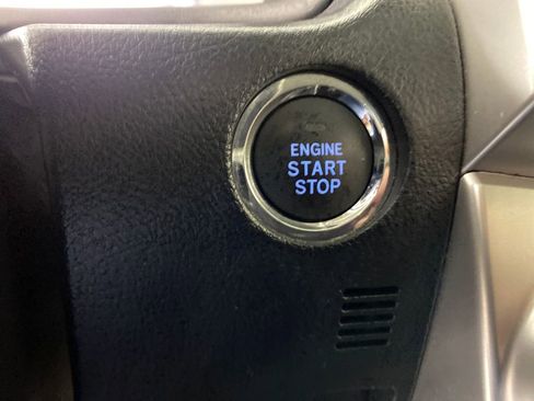 Used 2019 Toyota 4Runner Limited image 21