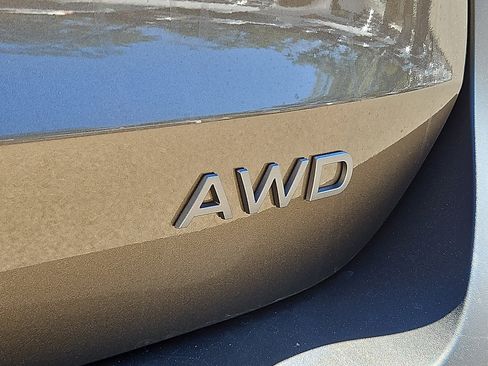 New 2026 Nissan Kicks SV w/ SV Premium Package image 21