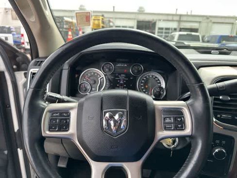 Used 2015 RAM 2500 Laramie AWD/4WD image 10