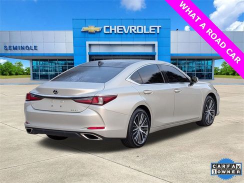Used 2022 Lexus ES 350 w/ Premium Package image 4