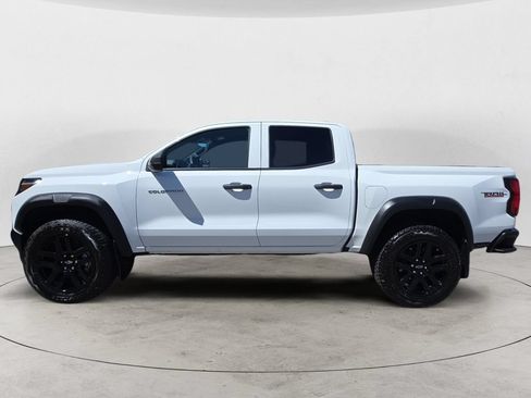 Certified 2025 Chevrolet Colorado Trail Boss AWD/4WD image 8