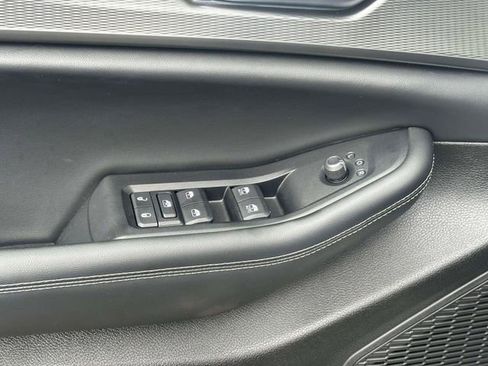 Used 2023 Jeep Grand Cherokee L Laredo AWD/4WD image 18