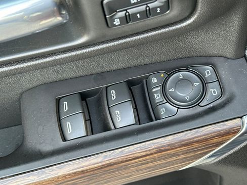 Used 2022 Chevrolet Silverado 3500 High Country image 12