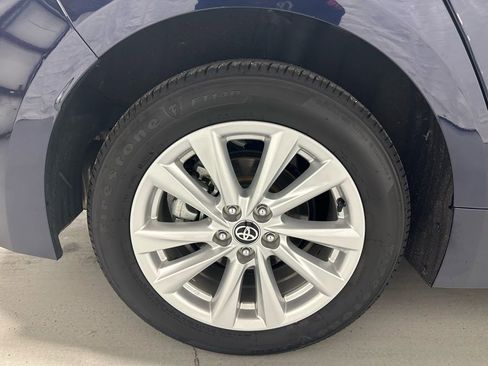 Used 2025 Toyota Corolla LE w/ LE Premium Package image 62