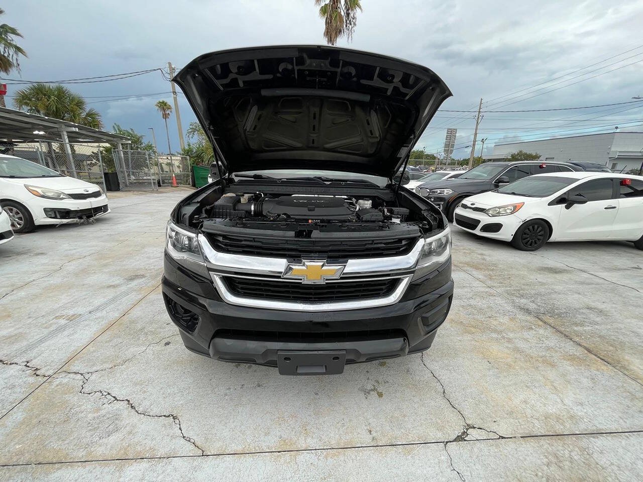 Used 2020 Chevrolet Colorado W/T w/ WT Convenience Package AWD/4WD image 18