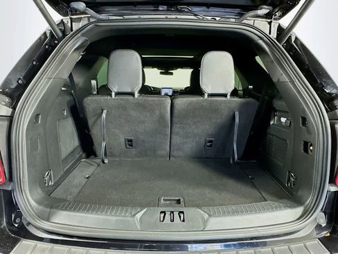 Certified 2022 Ford Explorer ST-Line w/ Class IV Trailer Tow Package image 21