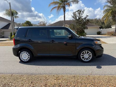Used 2008 Scion xB image 4