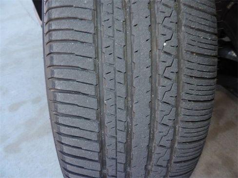 Certified 2025 Subaru Ascent Touring image 17