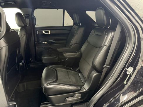 Used 2022 Ford Explorer ST image 43