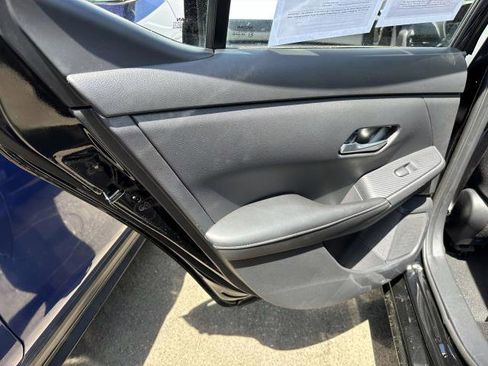 Certified 2022 Nissan Sentra SV w/ All-Weather Package FWD image 14