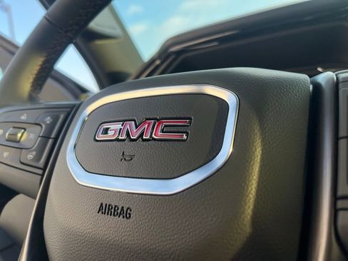 New 2026 GMC Sierra 1500 AT4 image 39