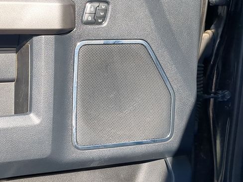 Used 2022 Ford F350 Platinum image 16