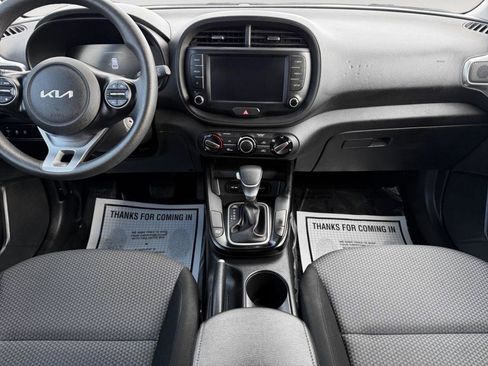 Used 2023 Kia Soul LX w/ Option Group 015 image 17