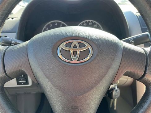 Used 2012 Toyota Corolla LE image 20