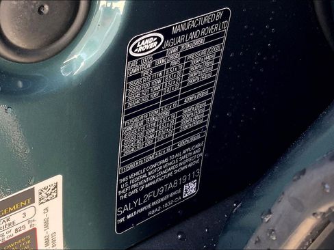 New 2026 Land Rover Range Rover Velar Dynamic SE image 18