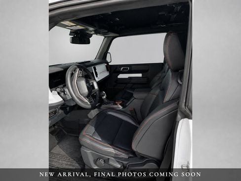 Used 2025 Ford Bronco Stroppe Edition AWD/4WD image 4