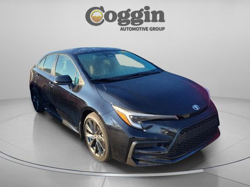 Certified 2025 Toyota Corolla SE image 4