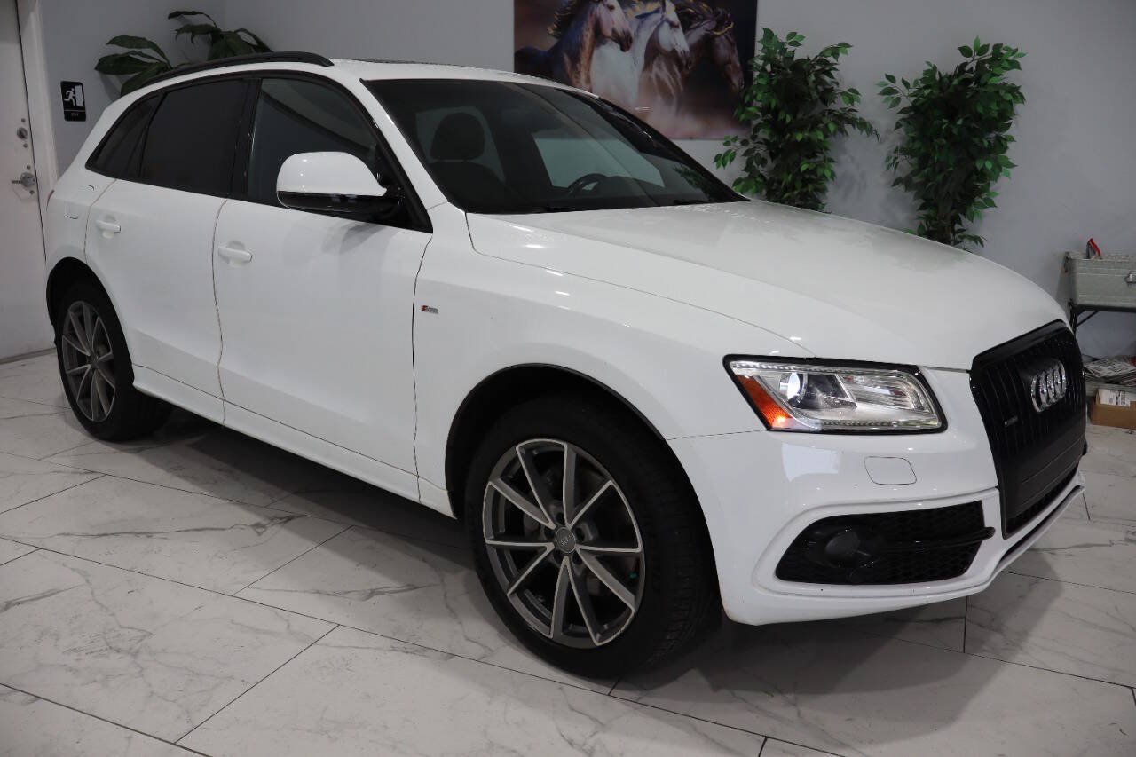 Used 2016 Audi Q5 3.0T Premium Plus AWD/4WD image 1