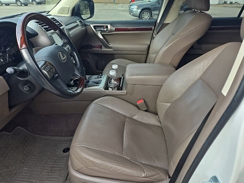 Used 2018 Lexus GX 460 image 14