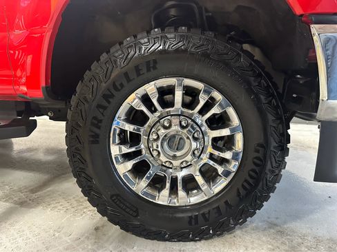 Used 2022 Ford F350 XLT w/ XLT Premium Package image 40