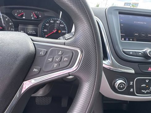 Used 2020 Chevrolet Equinox LS w/ LPO, Floor Liner Package FWD image 16