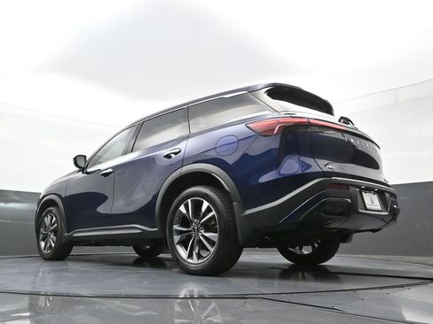 Used 2023 INFINITI QX60 Luxe w/ Vision Package AWD/4WD image 26