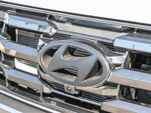 Used 2026 Hyundai Tucson Limited image 14