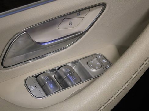 Certified 2024 Mercedes-Benz GLE 450e 4MATIC image 17