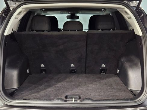 Used 2018 Jeep Compass Sport w/ Tech Group image 17