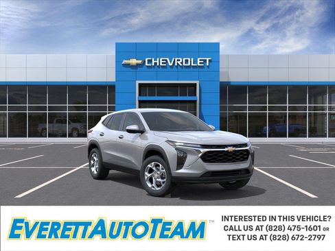 New 2026 Chevrolet Trax LS FWD image 1