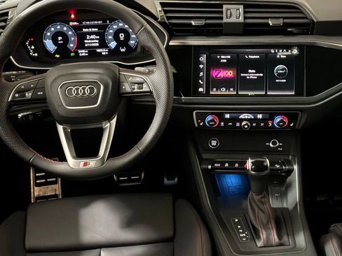 Used 2025 Audi Q3 2.0T Premium Plus w/ Premium Plus Package image 21
