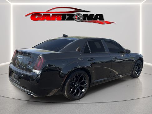 Used 2019 Chrysler 300 S RWD image 5