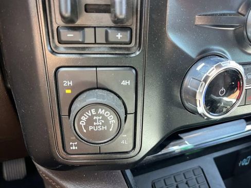 Used 2025 Ford F250 King Ranch w/ Tremor Off-Road Package AWD/4WD image 39