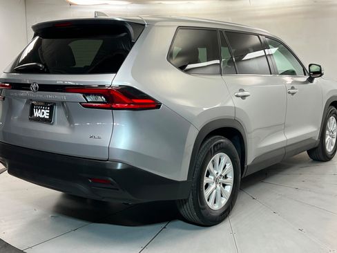 Certified 2025 Toyota Grand Highlander AWD image 6