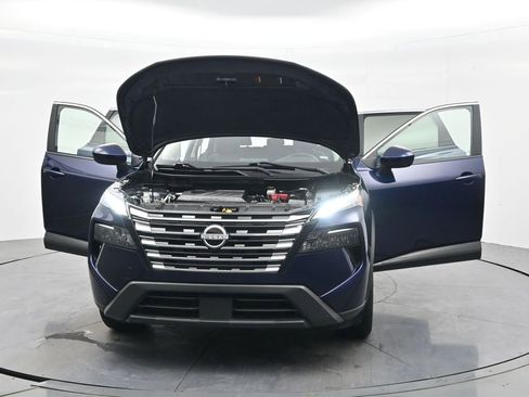 Used 2024 Nissan Rogue SV AWD/4WD image 40