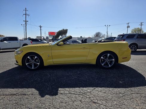 Used 2017 Ford Mustang Convertible w/ Equipment Group 051A image 4