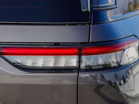 New 2026 Jeep Grand Cherokee Altitude image 10