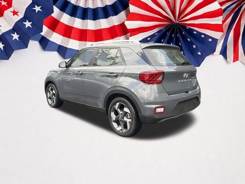 Used 2026 Hyundai Venue SEL FWD image 25