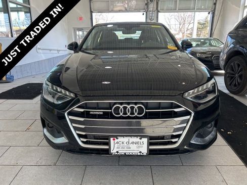 Used 2023 Audi A4 2.0T Premium w/ Convenience Package image 2