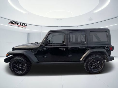 Used 2021 Jeep Wrangler Unlimited Sport AWD/4WD image 6