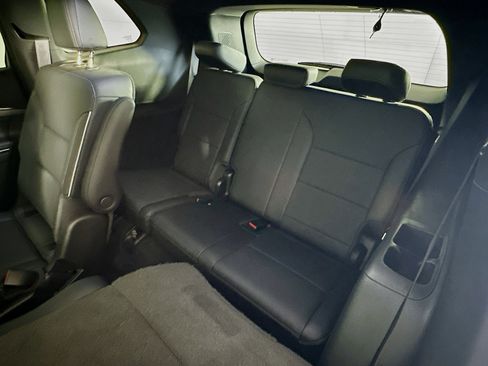 Used 2025 Buick Enclave Preferred image 29